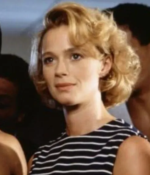 Lauren Holly in Dragon: The Bruce Lee Story (1993)